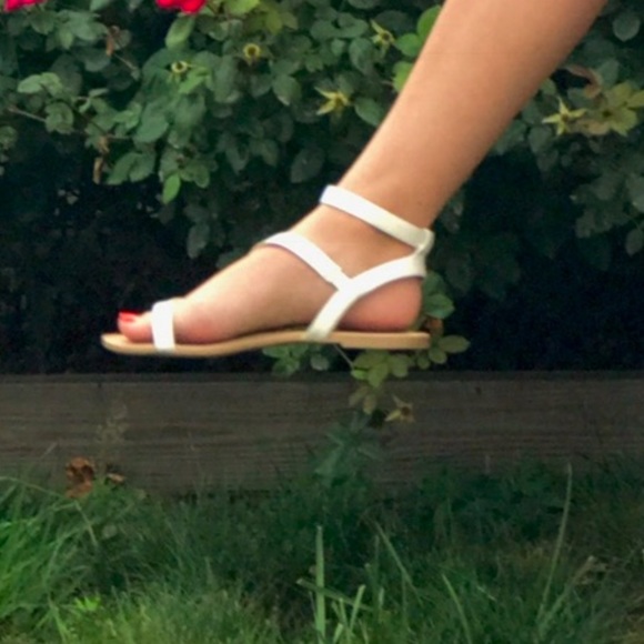 White Call it spring sandals - Picture 4 of 5